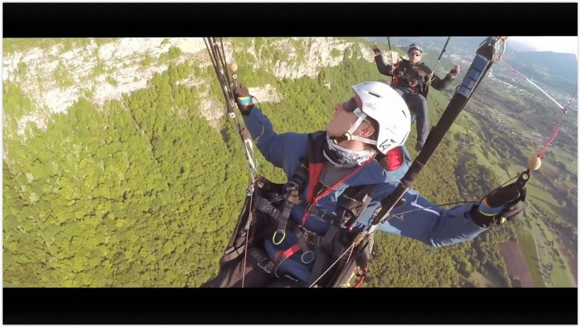 Eliot Nochez avec son nouveau jouet, l’ADVANCE Omikron