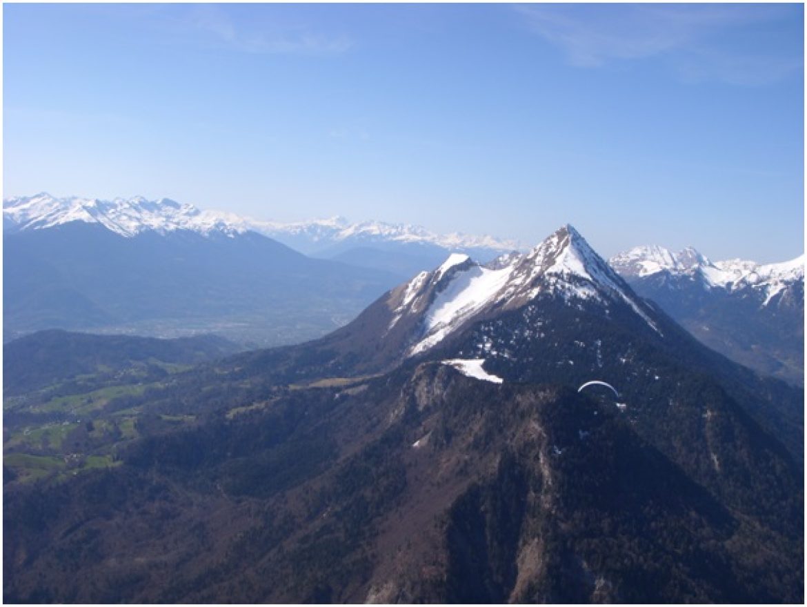 Le cross de 251 km de Charles Costel de Ugine à Valensole