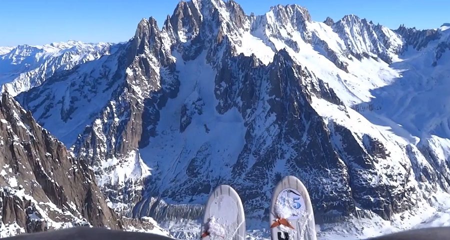 Survol de la Vallée Blanche en parapente (Mont Blanc)