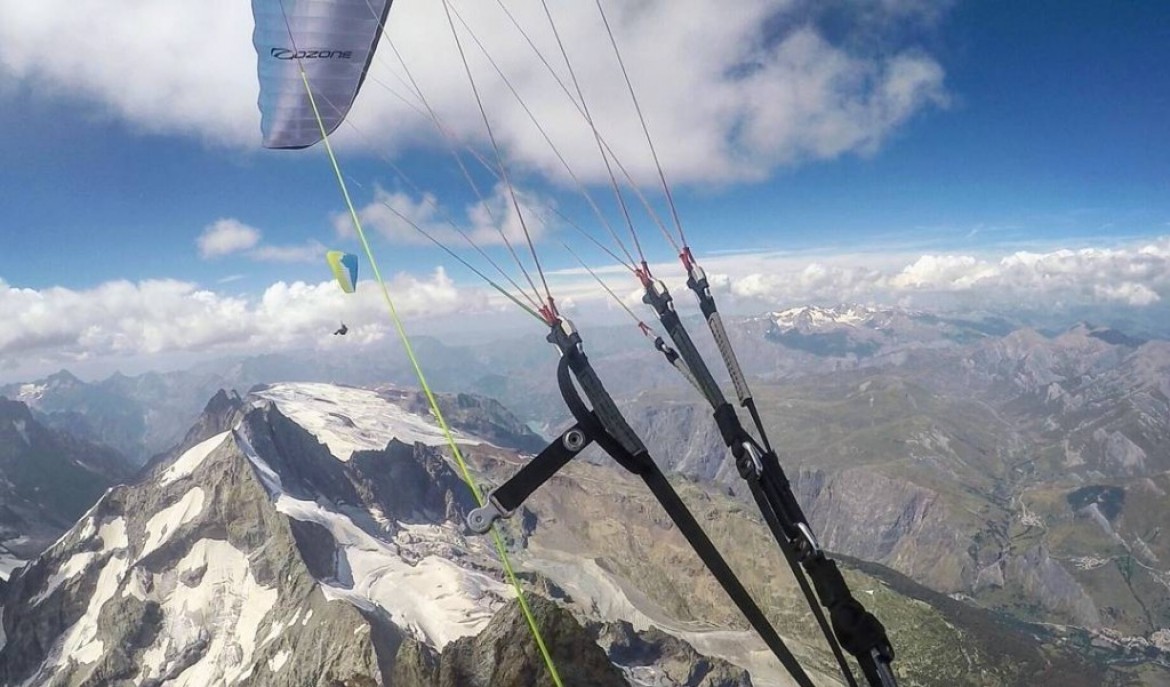 Joli vol des jeunes frères Thomas et Nicolas Dinh dans les Ecrins