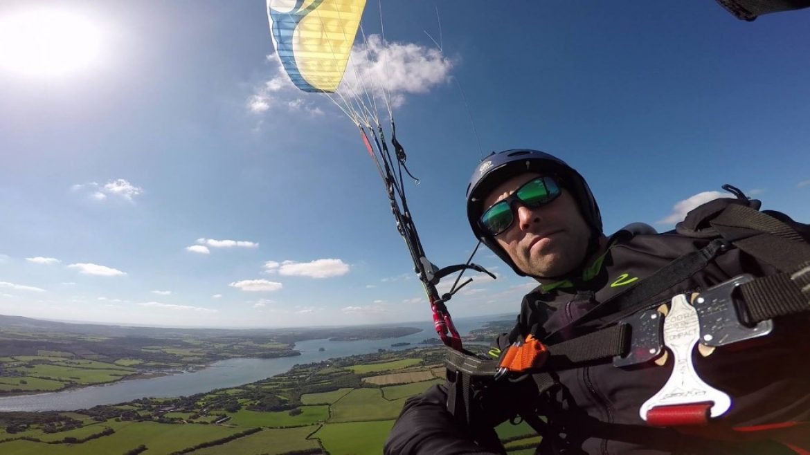 Mini cross depuis le site parapente breton Tuchen Kador (29)