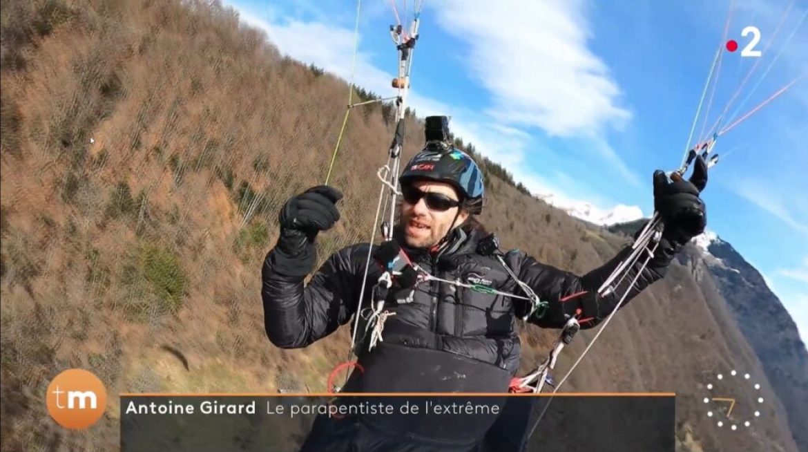 Antoine Girard en reportage sur une chaine TV en matinale