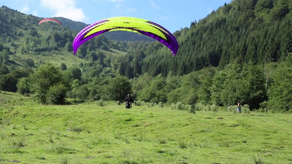 Apprendre le parapente en Ariège avec KYMAYA Parapente