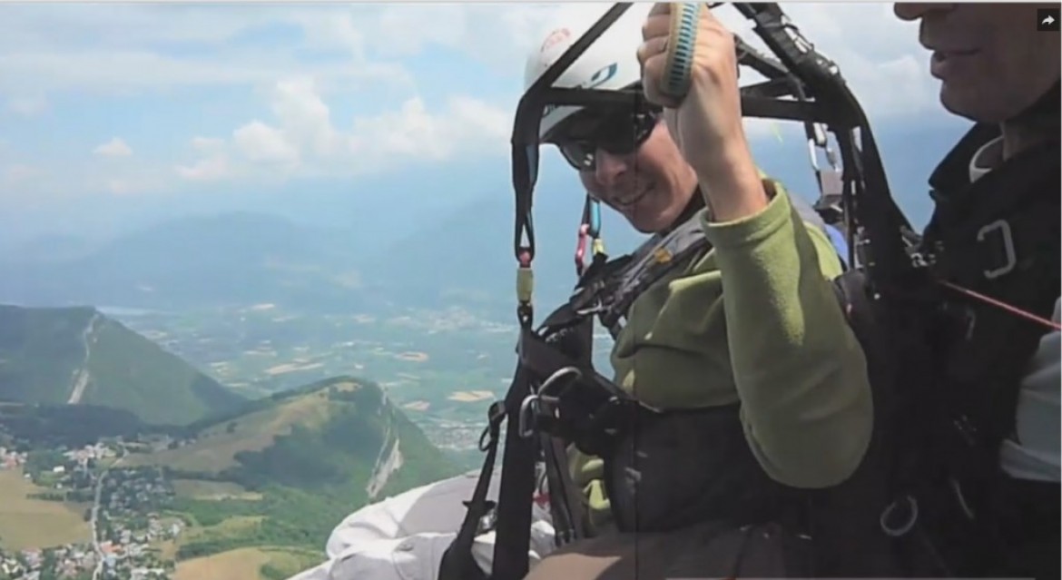 Baptême parapente au dessus de St Hilaire du Touvet (38)