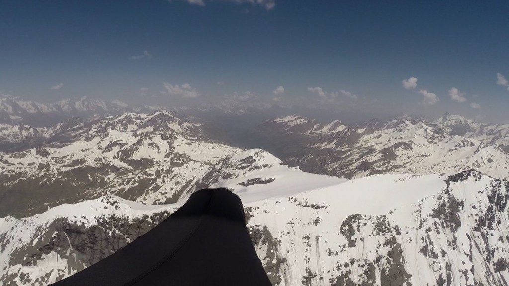 2500 km en vol bivouac dans les Alpes  et sans assistance