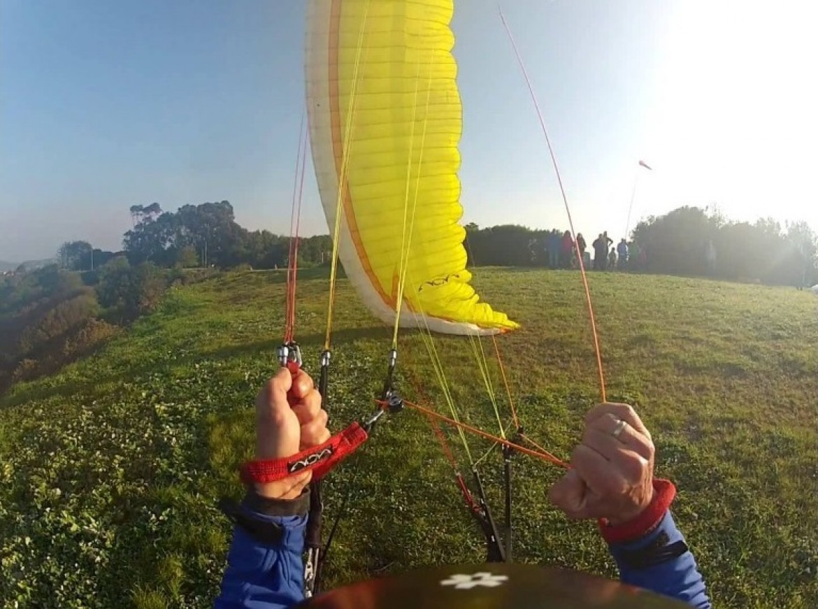 Techniques de gonflage parapente cobra pour décoller par vent fort