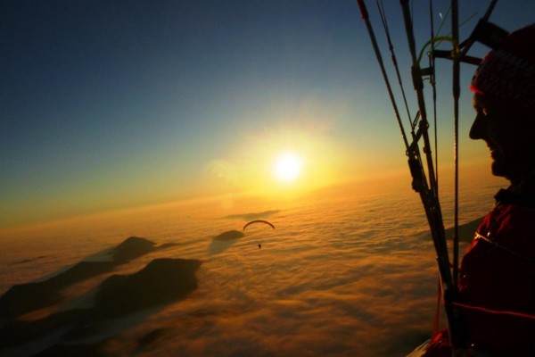 Climb and Fly, la contemplation se poursuit après le sommet