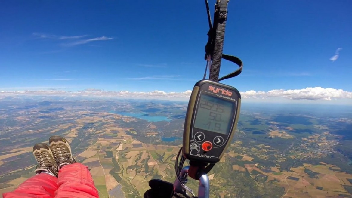 Cross parapente de Sainte Victoire à Saint André