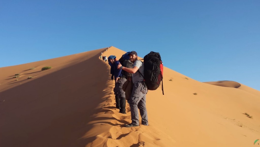 Vol parapente sur les dunes de Merzouga (Maroc)
