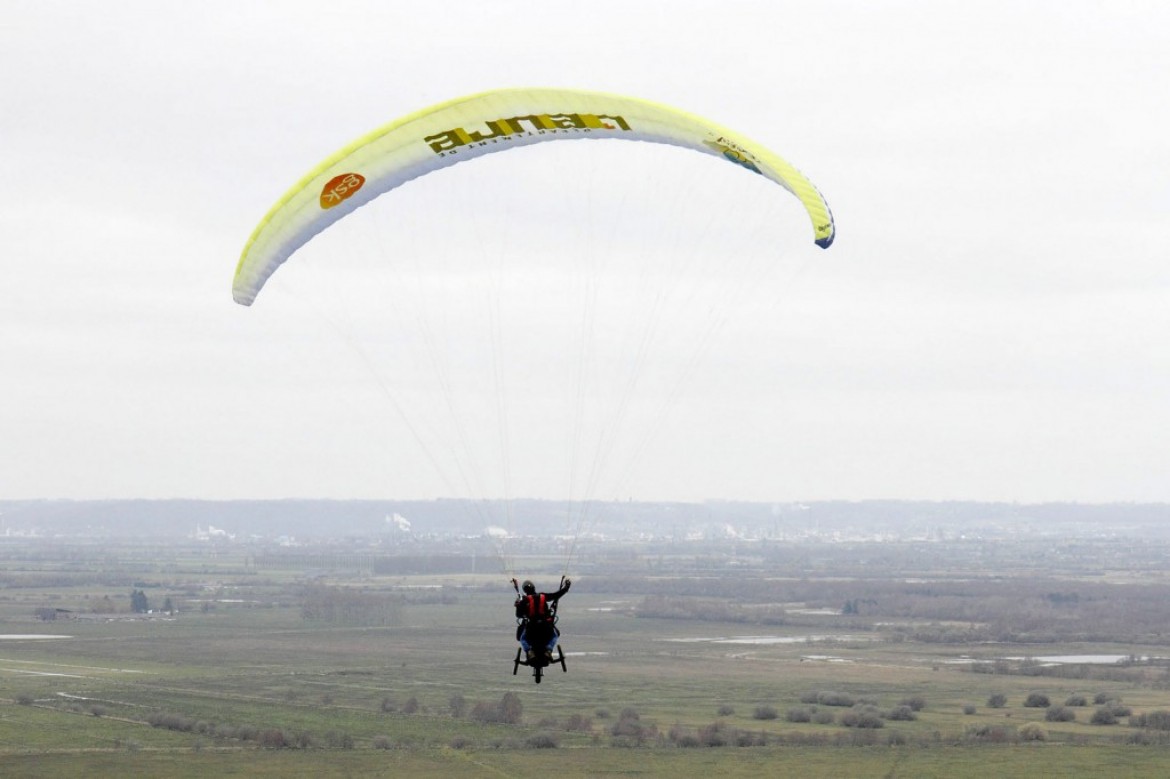 Handicap et parapente dans l’Eure avec Handiciel