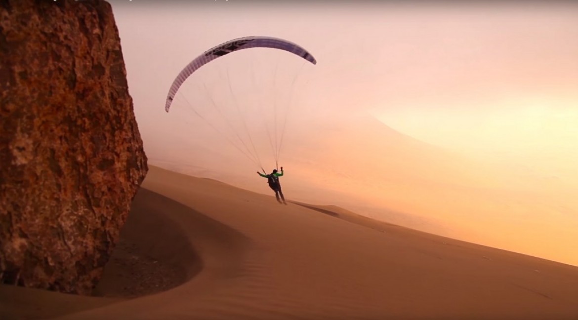Sand Flight, Jean Baptiste Chandelier sur les dunes du Chili