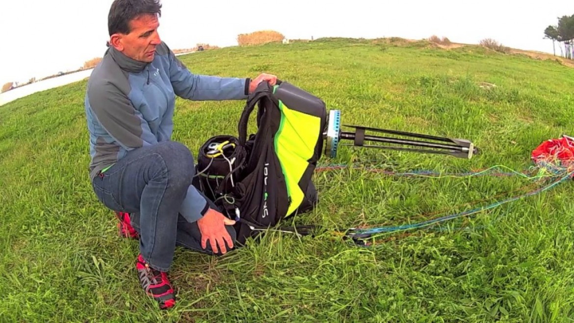 La version finale du Razzebuss Radicall, le « parapente électrique »