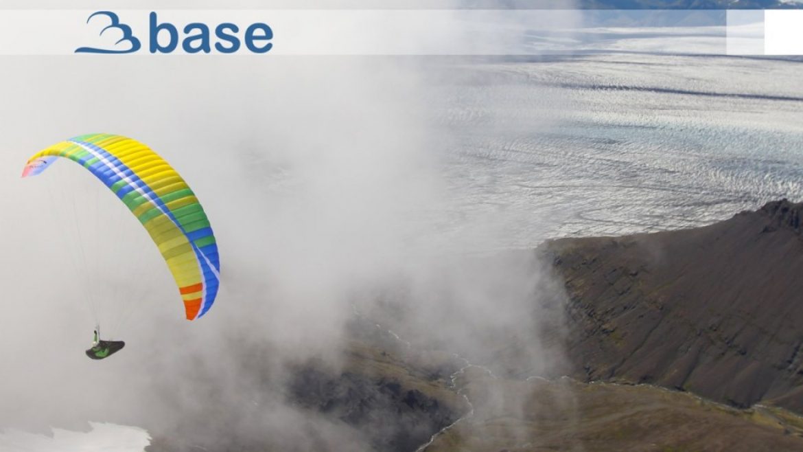 L&rsquo;aile BGD Base dans les mains d&rsquo;Anthony Green (EN B)