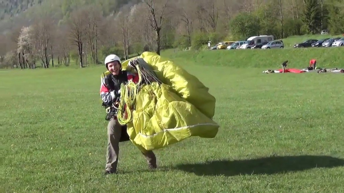 Découvrez en vidéo comment se déroule le 1er stage parapente