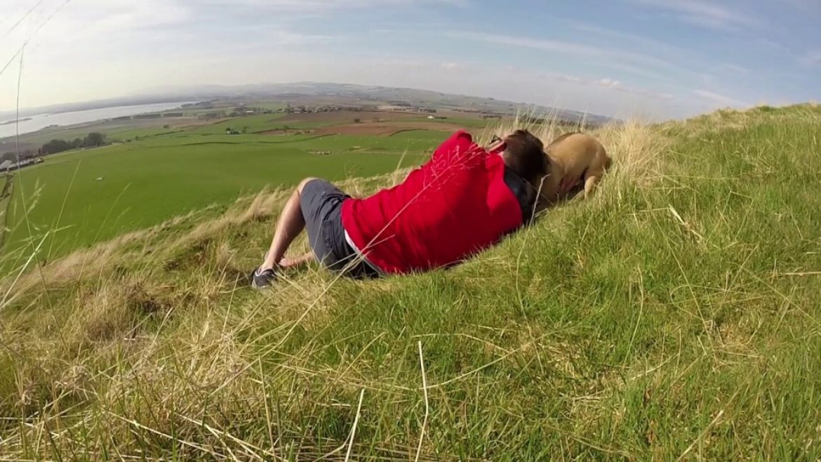 Le retour nostalgique de Terry sur le site de Bishops Hill