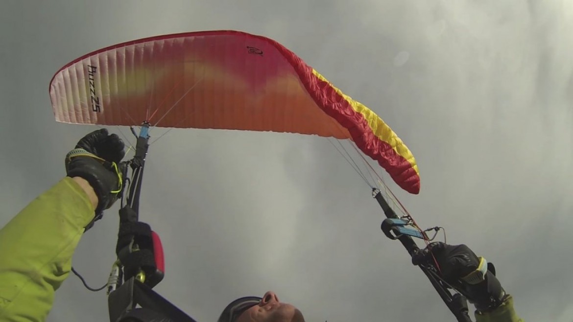 Essai Ozone Buzz Z5 avec Stéphane de l’école Haut Les Mains