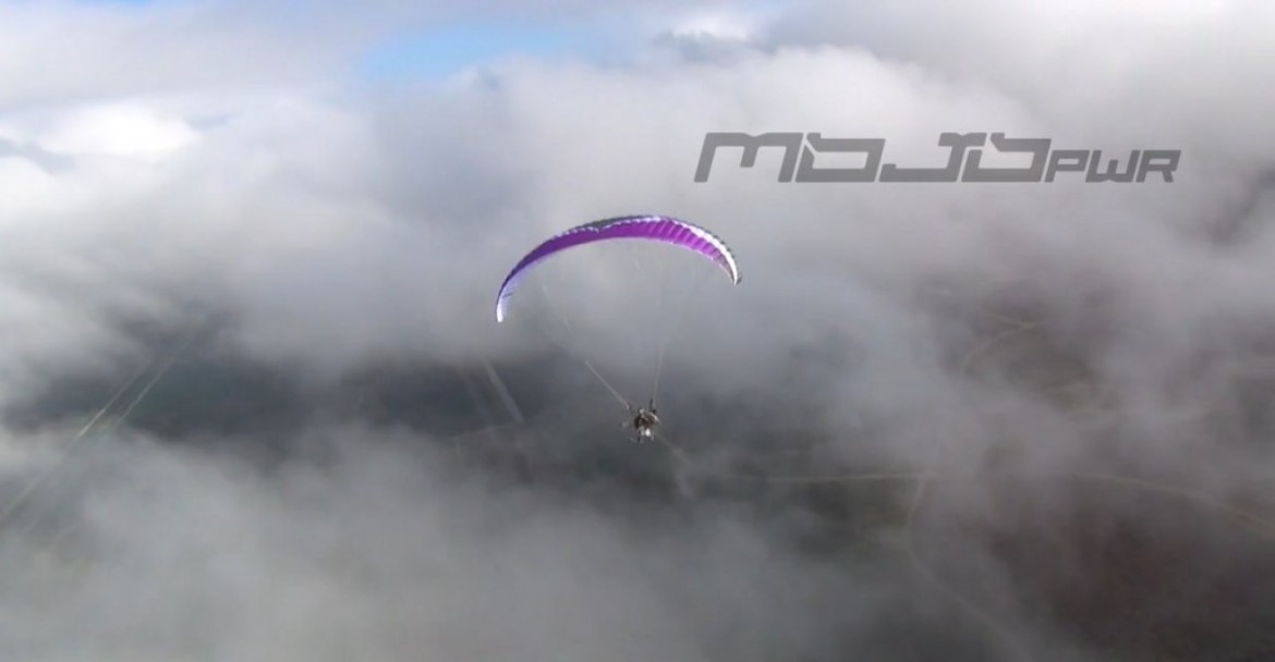 OZONE Mojo PWR, une aile paramoteur polyvalente