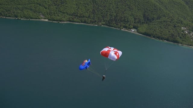 Parachute carré SUP’AIR Fluid : démonstration de l’ouverture