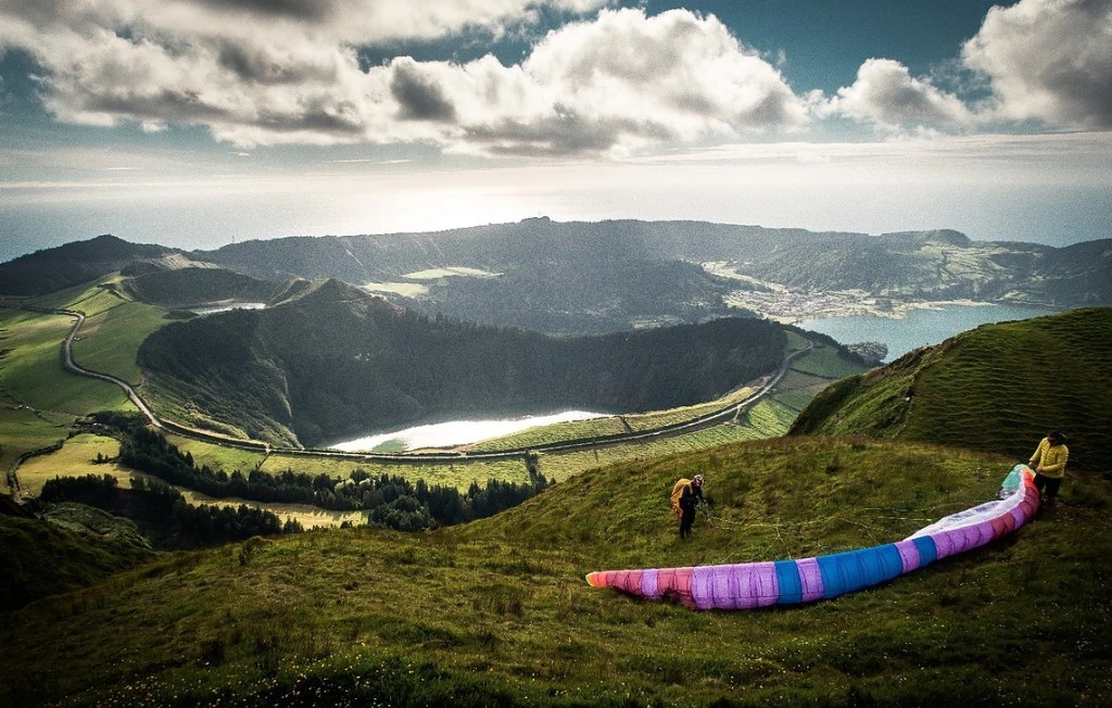 Un bon plan séjour pour voler en parapente aux Açores