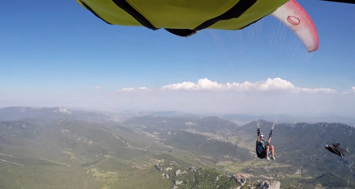 Le mariage wingsuit et parapente avec Horacio, Théo et Rafael