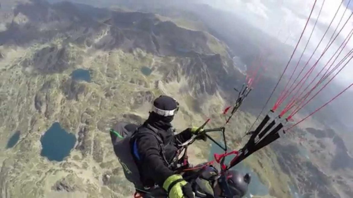 Pour vous donner envie de survoler les reliefs des Pyrénées