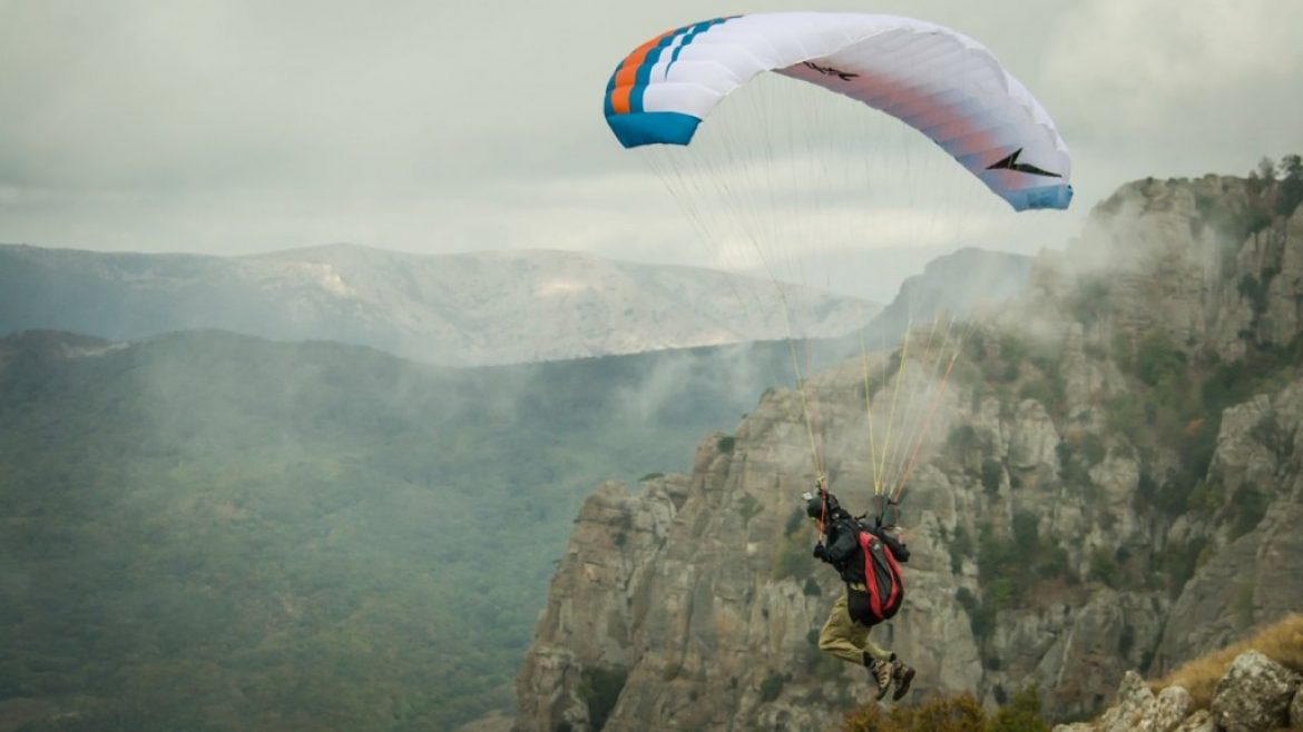 Speed flying en Crimée avec Alex Deyev