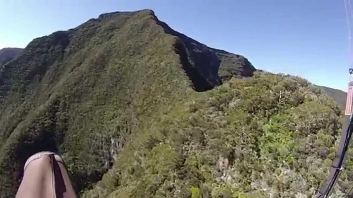 Survol de la Rivière des Remparts (La Réunion)