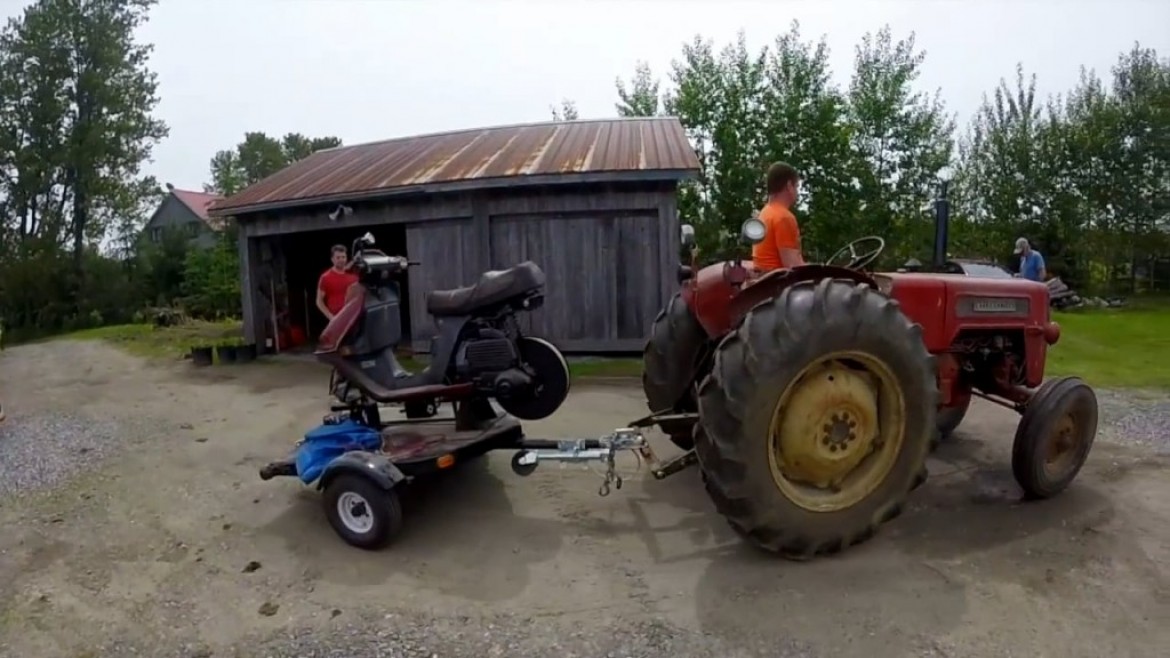 Un scooter transformé en treuil parapente