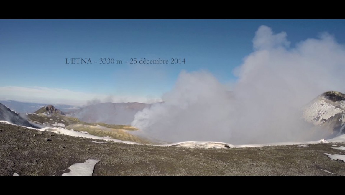 Un vol de Noël en Spiruline sur l’Etna (Sicile)