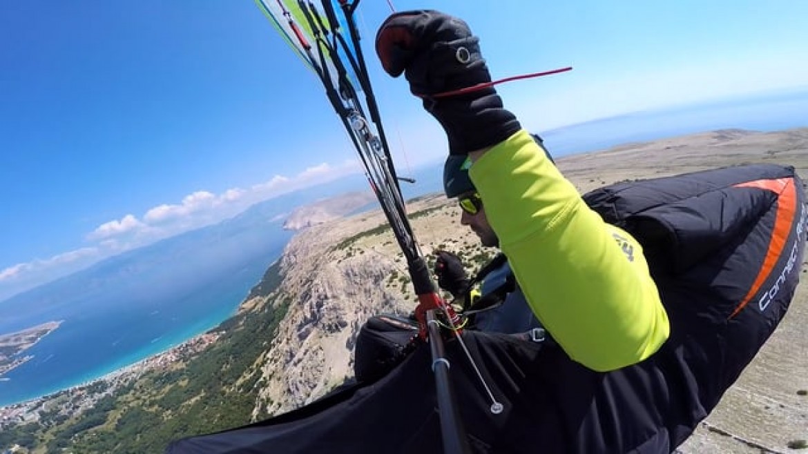 Vol de rêve en parapente à Baška sur l’ïle de Krk (Croatie)