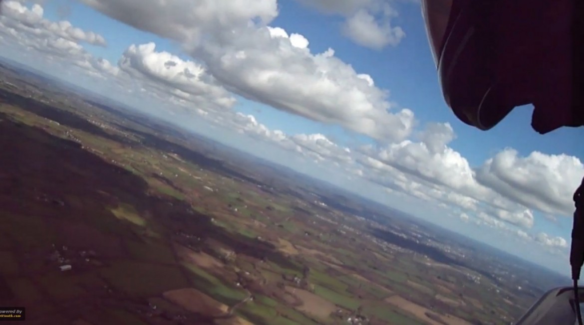 Faire de jolis vols parapente dans le Finistère, c’est possible!