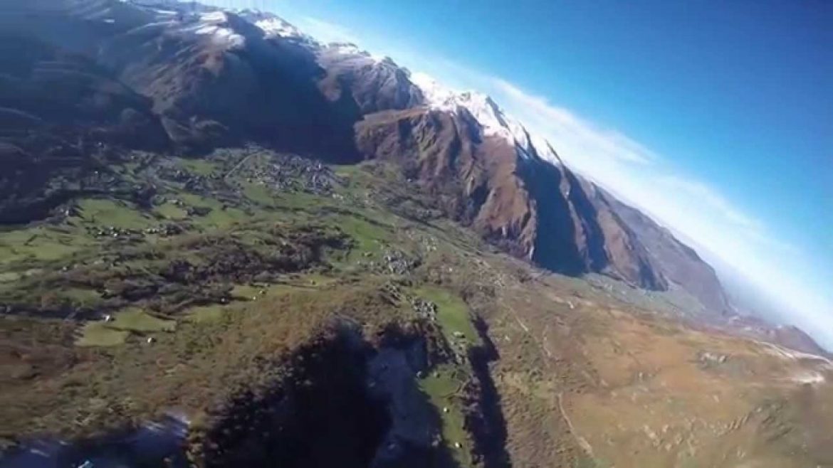 Vol parapente dans la vallée d’Ossau (64)