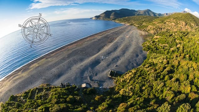 Vol parapente sur le site Nonza Pointe de Solaru (Corse)