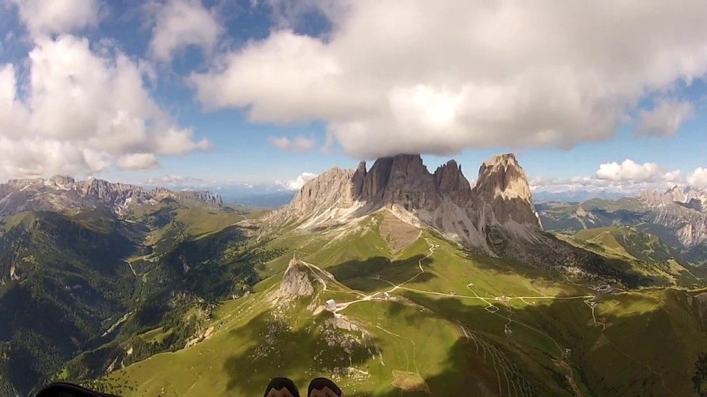 Vol site parapente col de Rodella – Dolomites (Italie)