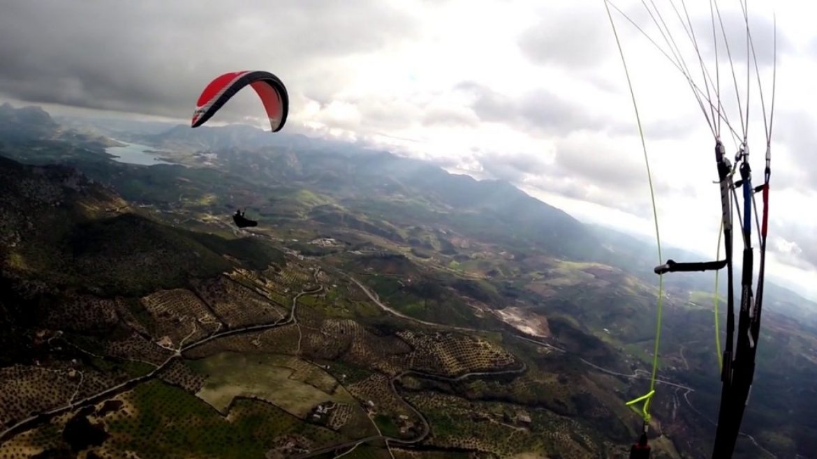 Vol sur le site parapente Algodonales (Espagne)