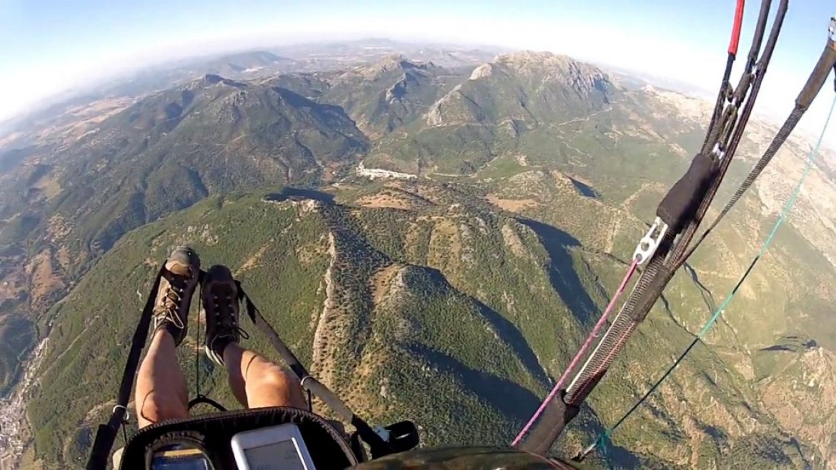 Vol sur le site parapente El Bosque – Andalousie (Espagne)