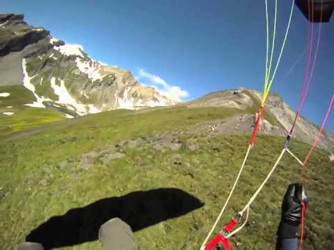 Vol sur le site parapente La Rosière (73)