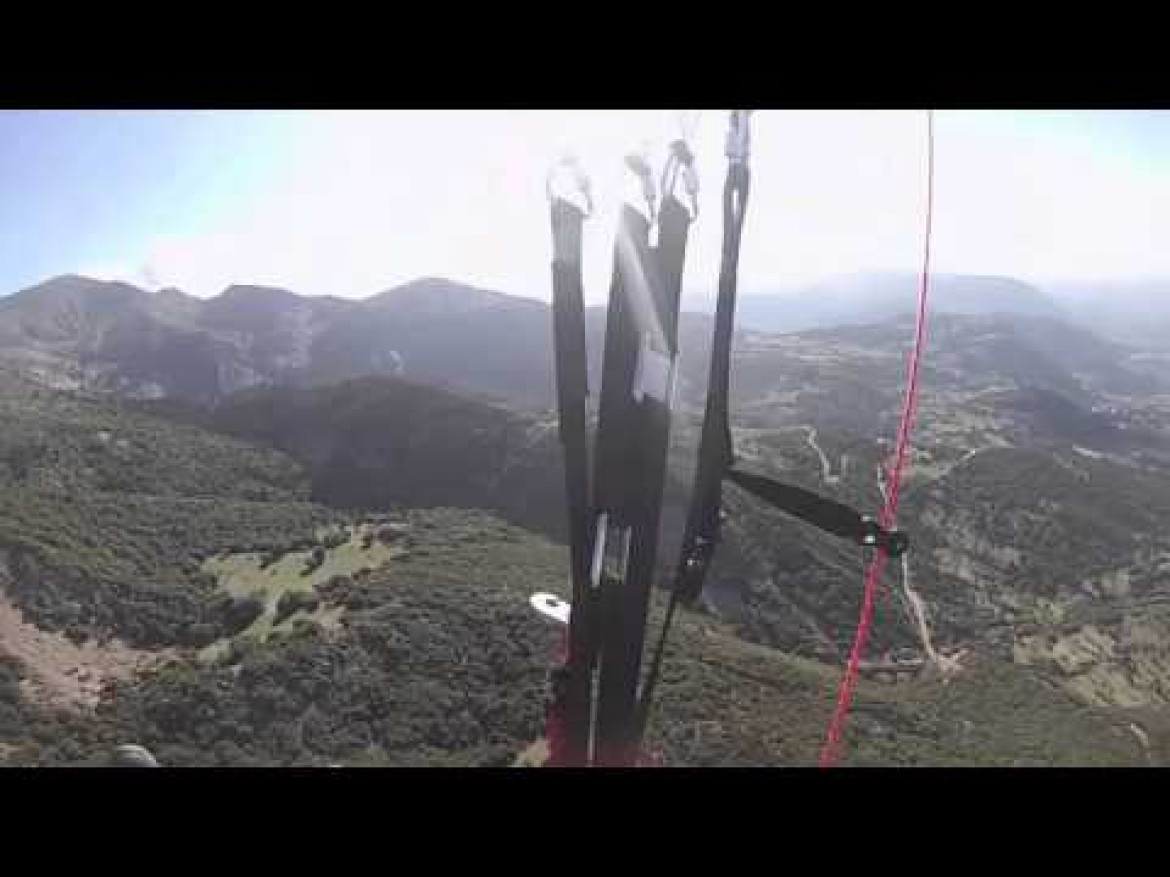 Vol sur le site parapente Patras (Grèce)