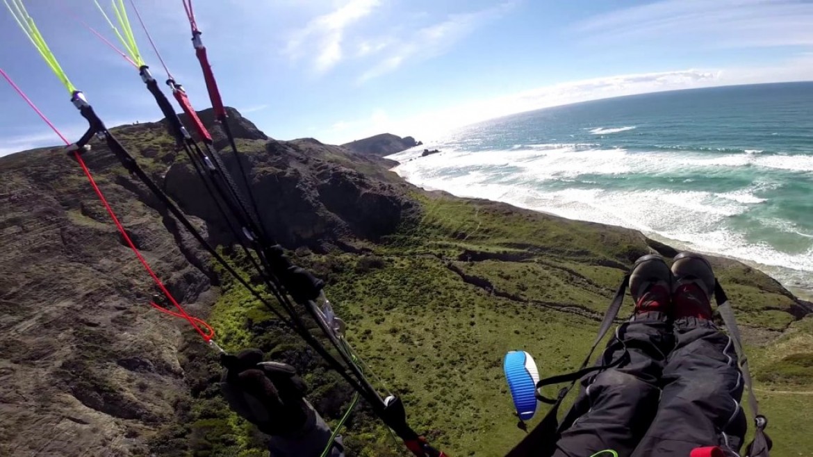 Vol sur le site parapente Praia da Cordoama (Portugal)