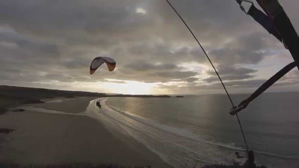 Voler sur les sites du Finistère, à la pointe ouest de la Bretagne