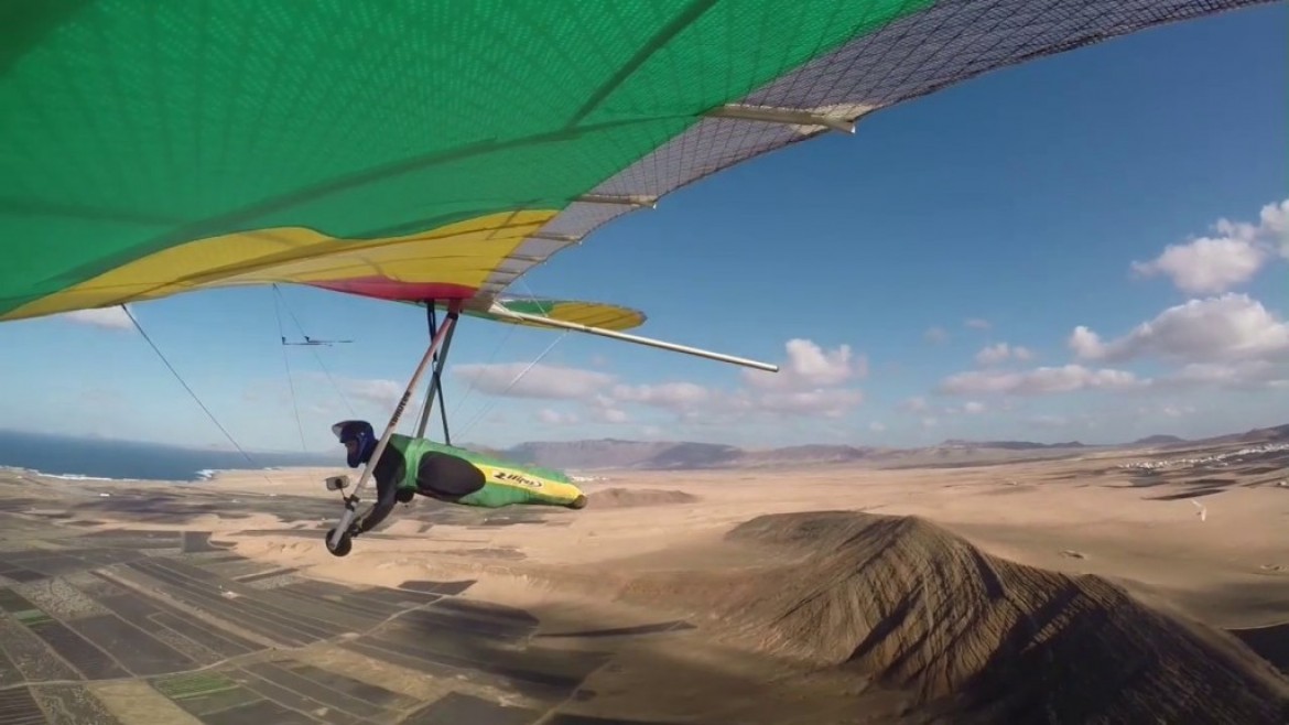 Vols magiques en delta sur le site de Cuchillo à Lanzarote (Iles Canaries)