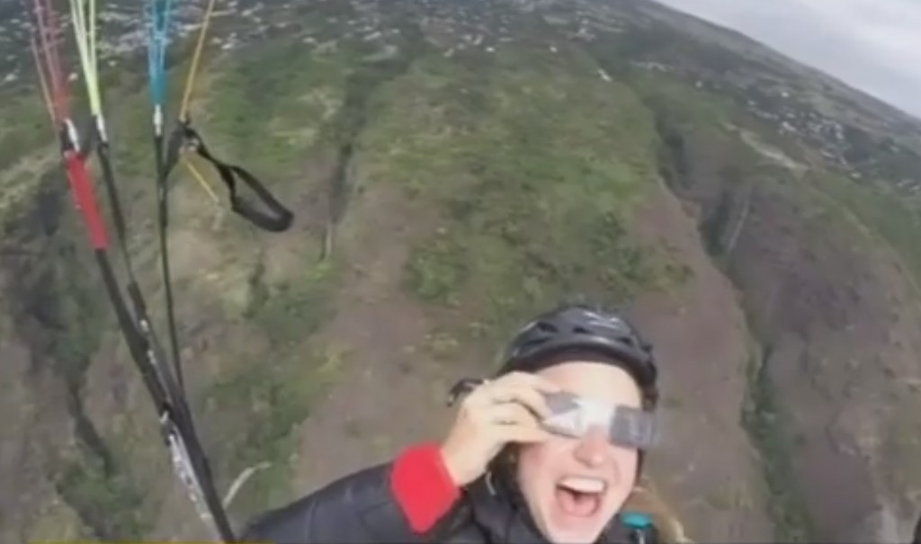 Voler en parapente pendant l&rsquo;éclipse annulaire du 1er septembre